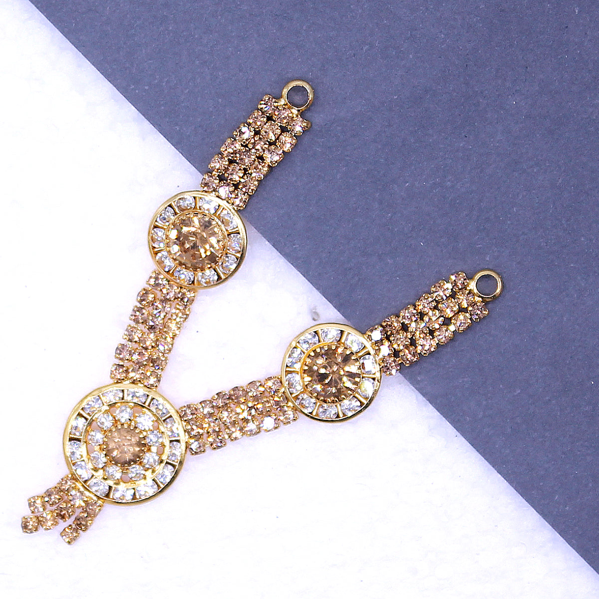 Golden Stone decorated heavy haar for Idols ( 2.5 Inches )