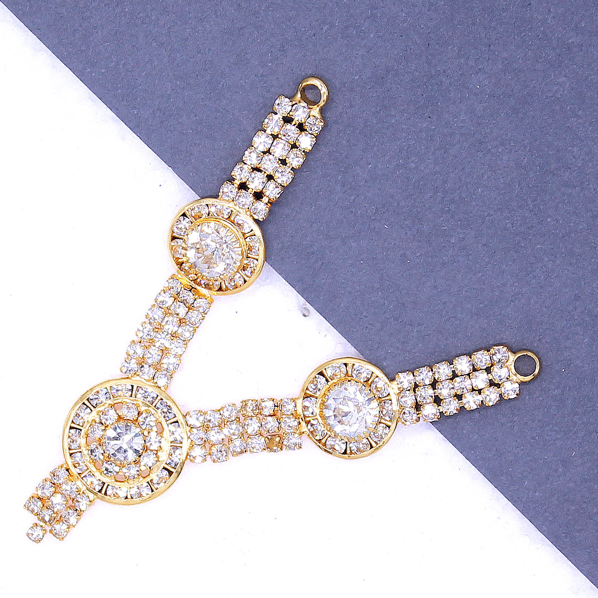 Silver Stone decorated heavy haar for Idols ( 2.5 Inches )