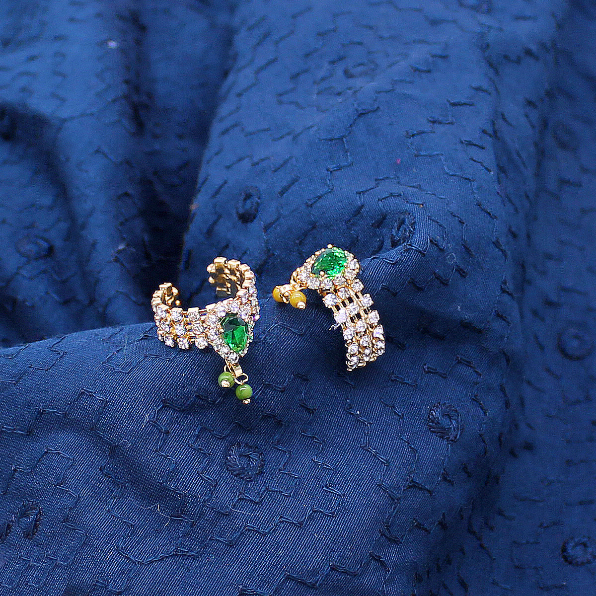 Green stone decorated with latkan kangan for Idols