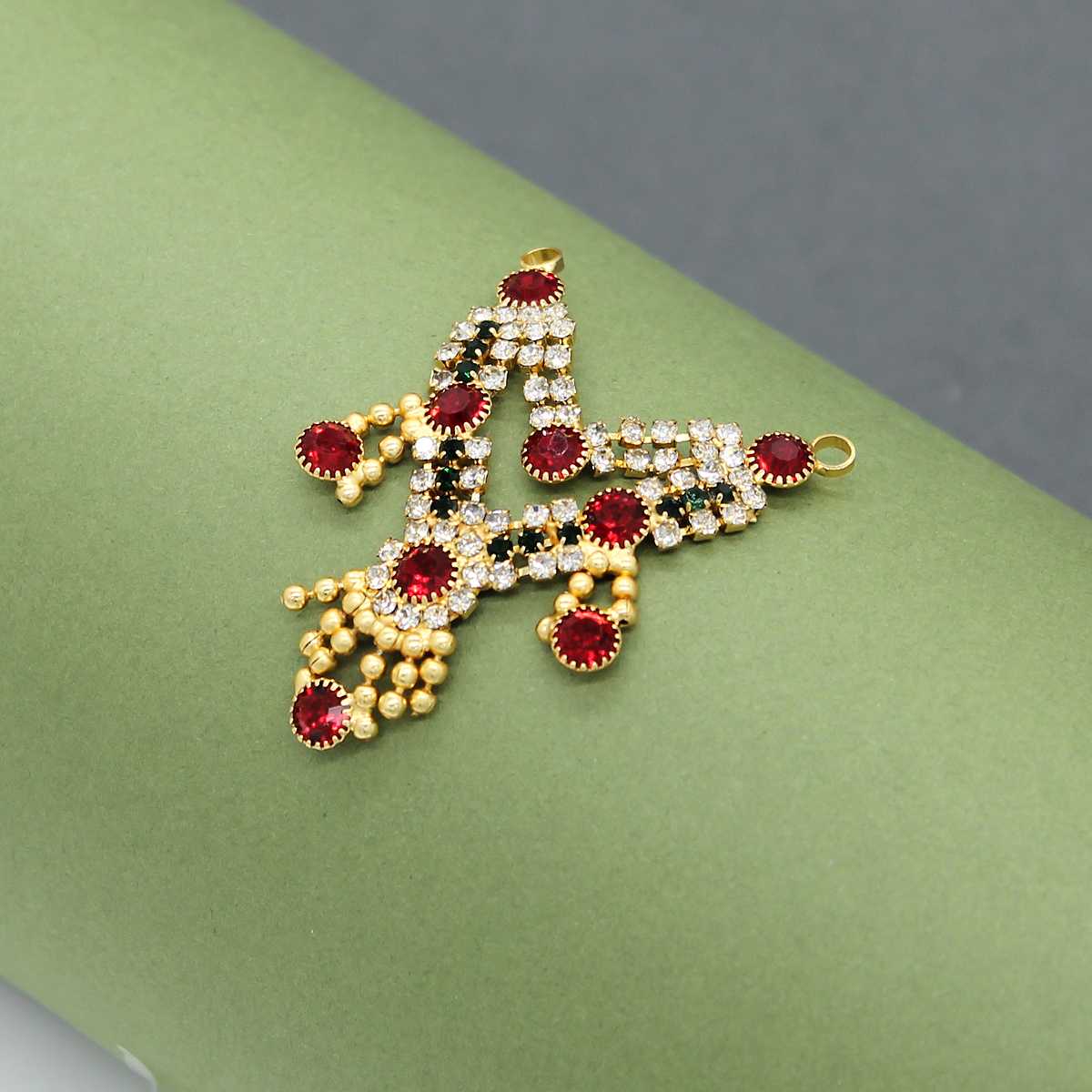 Stone decorated latkan haar for idols (2 Inches)