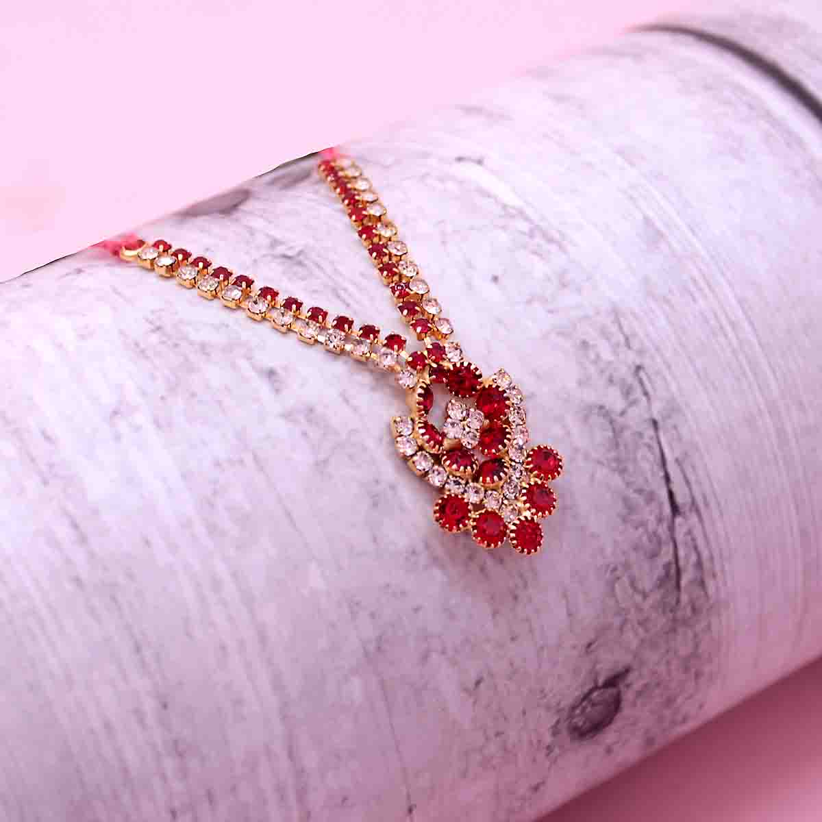 Beautiful Red & Silver Diamond Stone Haar