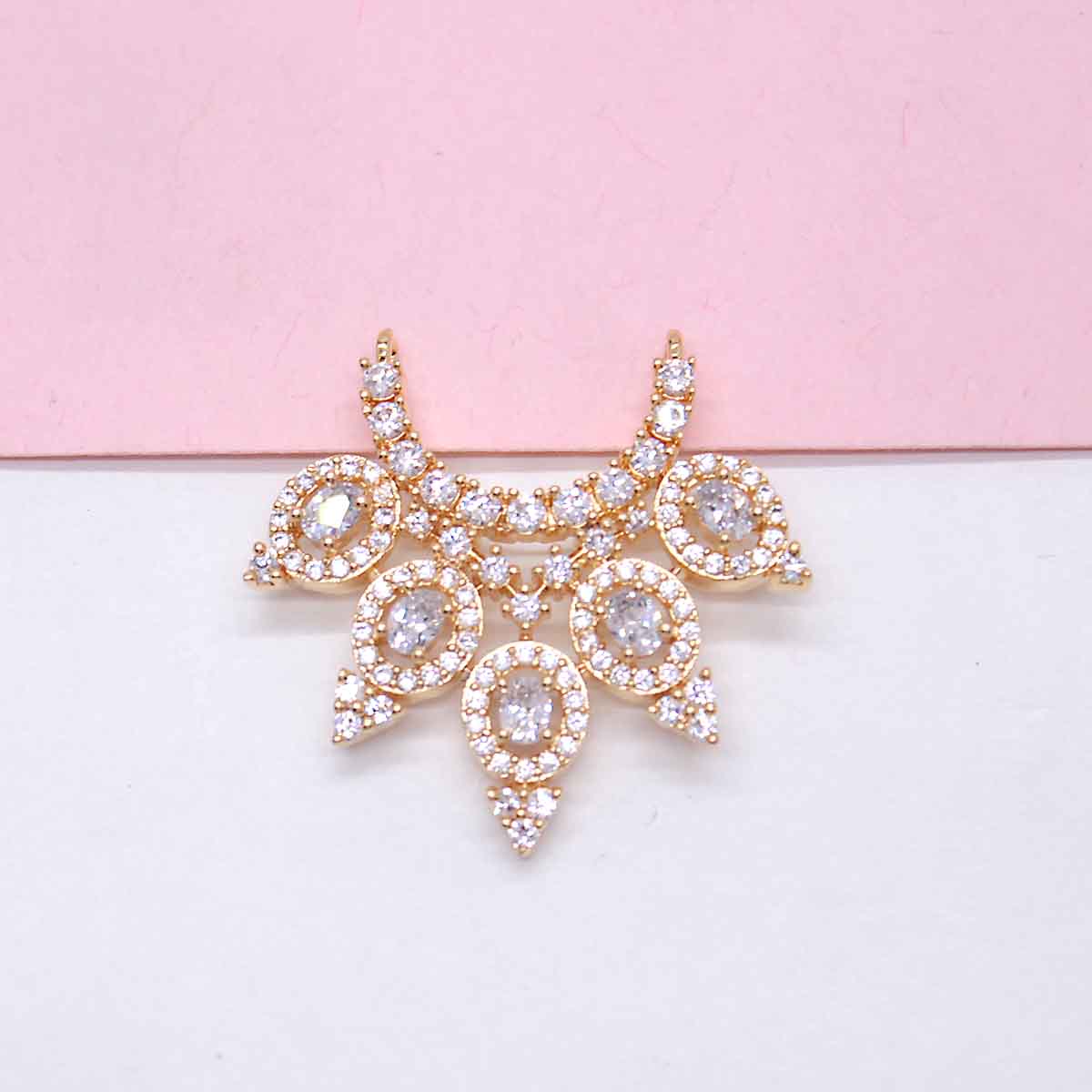 AD Stone Decorated Hasli / Haar