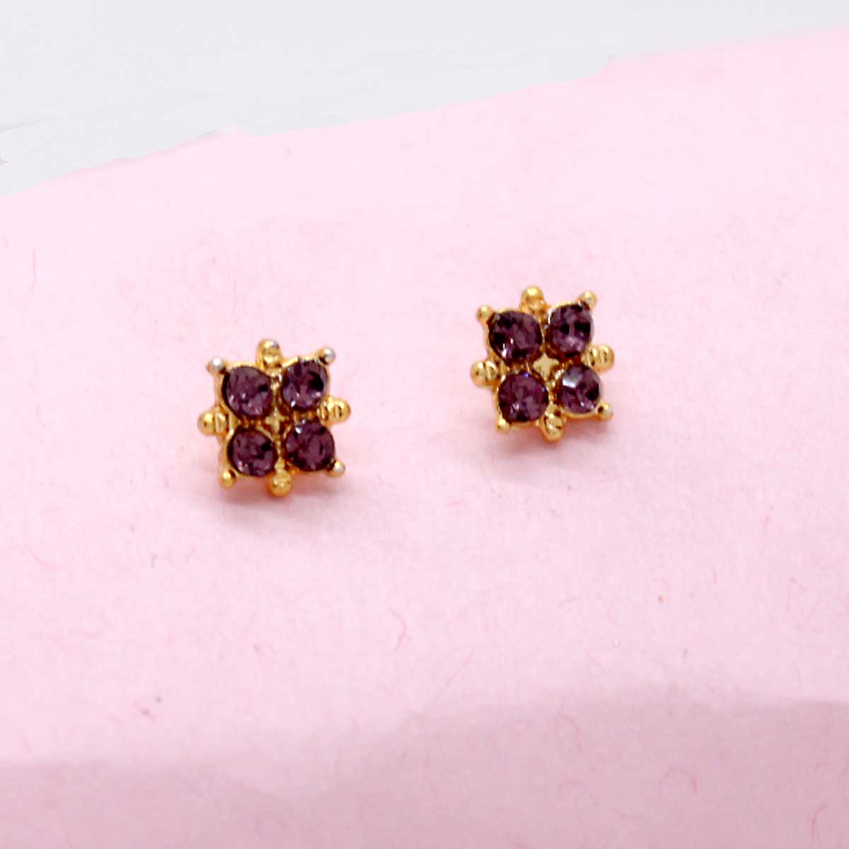 Round Shape Purple Colour Earing/Kundla For Idols