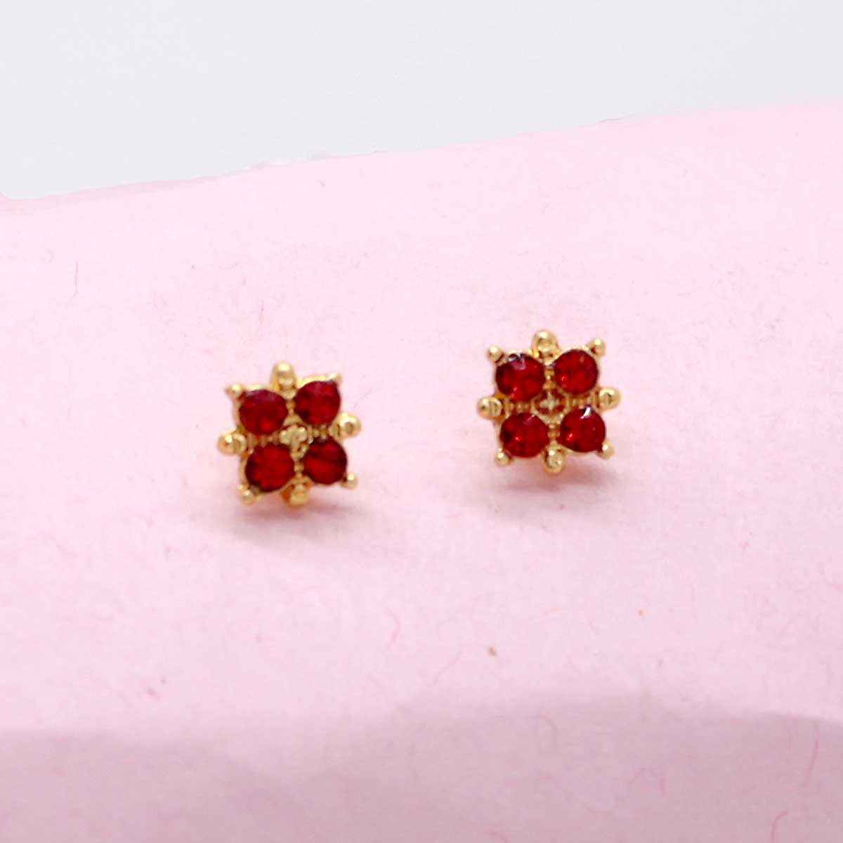 Round Shape Red Colour Earing/Kundal For idols