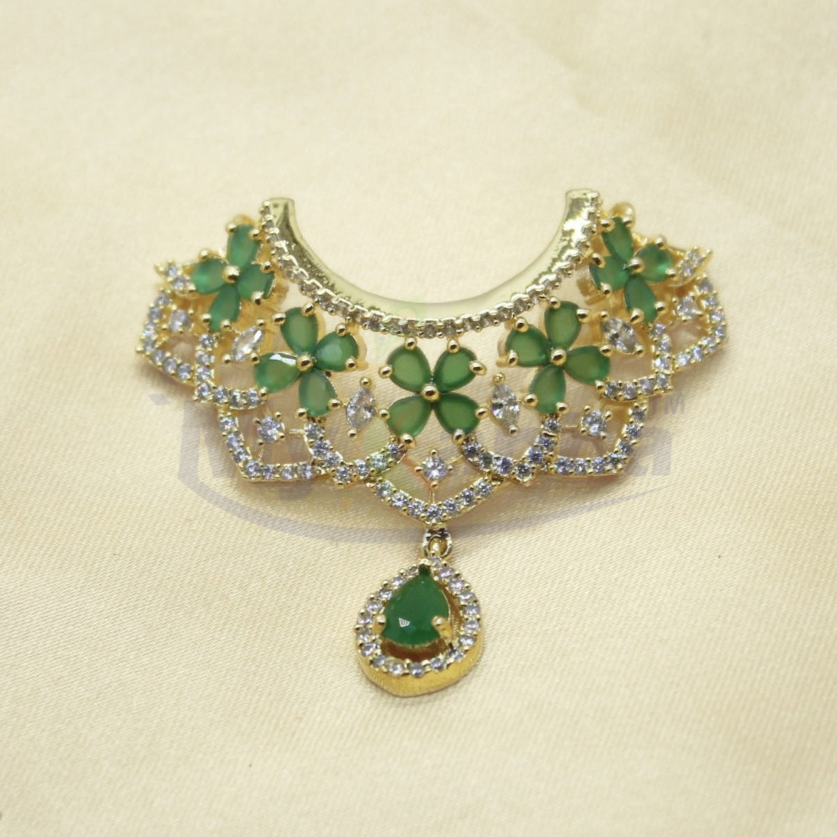 Flower design single pendant AD heavy haar for Idols